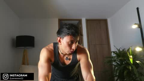 Snapshot of deus_belli chatting on 04.25.26 Deus Belli online show from 04.25.26