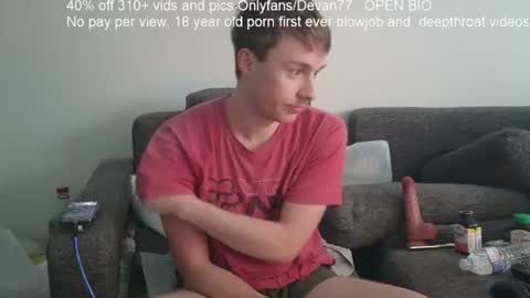 Snapshot of devantheplug chatting on 06.27.26 Devan online show from 06.27.26