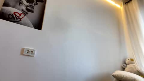 Snapshot of devil_goddess1 chatting on 11.25.25 Emily online show from 11.25.25