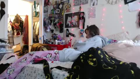 poutyangel online show from 12.21.24