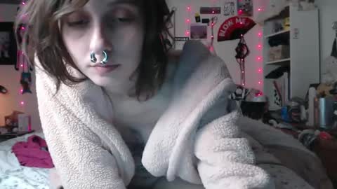 poutyangel online show from 12.28.24