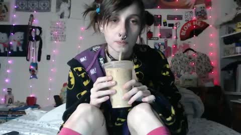 poutyangel online show from 02.23.25