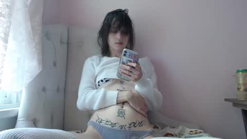 poutyangel online show from 09.25.25