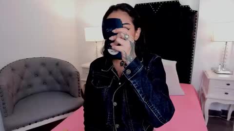 Snapshot of devilishly_7 chatting on 01.10.26 devilishly 7 online show from 01.10.26