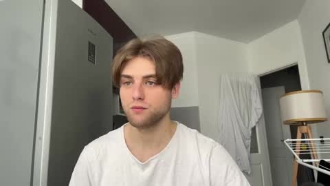 Snapshot of devilnut1 chatting on 02.06.25 devilnut1 online show from 02.06.25