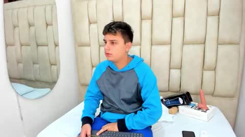 Devil online show from 11.30.25