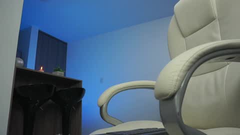 Devin Hunter online show from 12.14.24