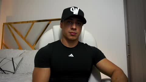 Devin Hunter online show from 02.04.25