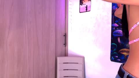 Sara 3 online show from 11.15.25