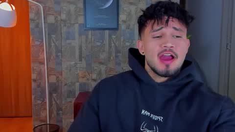 JULIAN online show from 11.08.25