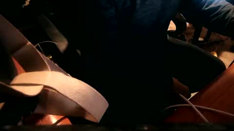 Snapshot of dfwgonewrong chatting on 01.08.25 dfwgonewrong online show from 01.08.25