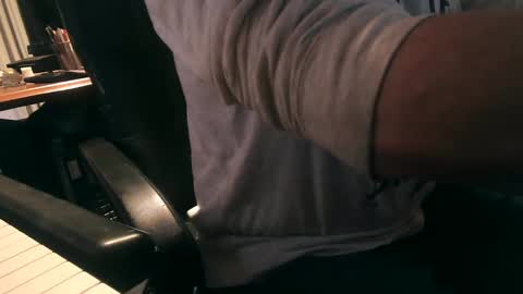 Snapshot of dfwgonewrong chatting on 03.07.25 dfwgonewrong online show from 03.07.25