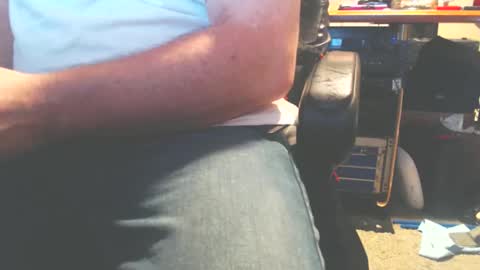 Snapshot of dfwgonewrong chatting on 02.05.26 dfwgonewrong online show from 02.05.26