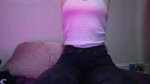 Snapshot of dghyfhjug chatting on 12.11.24 Sammie online show from 12.11.24