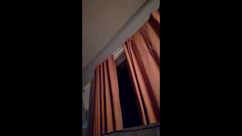 Snapshot of dhuiz2202 chatting on 02.16.26 dhuiz2202 online show from 02.16.26