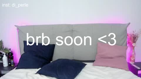 Snapshot of di_perle chatting on 01.11.25 Dianna online show from 01.11.25