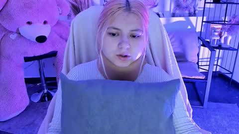 Dia online show from 11.24.25