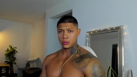 Snapshot of diagostone chatting on 12.21.24 Diego online show from 12.21.24