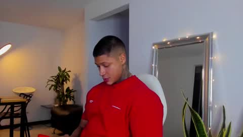 Snapshot of diagostone chatting on 12.24.24 Diego online show from 12.24.24