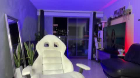 Snapshot of diagostone chatting on 11.07.25 Diego online show from 11.07.25