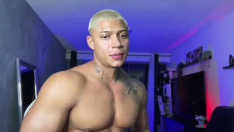 Snapshot of diagostone chatting on 11.09.25 Diego online show from 11.09.25