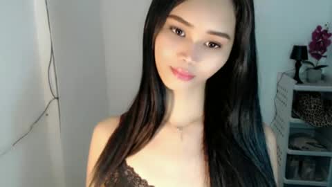 Snapshot of diamond_temptress chatting on 06.13.26 diamond_temptress online show from 06.13.26