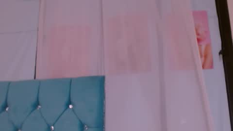 Snapshot of diamondofluz chatting on 03.08.26 lucy online show from 03.08.26