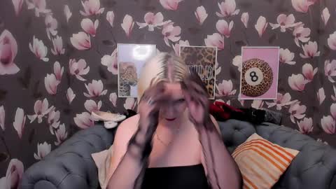 Di online show from 04.15.26