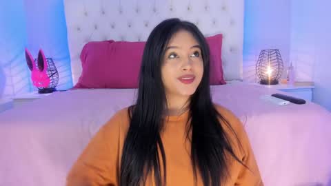 Snapshot of diana_clarck chatting on 05.13.26 Diana Tamayo online show from 05.13.26