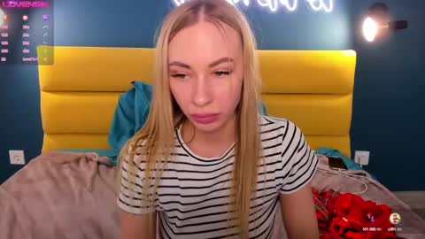 Snapshot of diana_garrett chatting on 02.01.25 Diana online show from 02.01.25