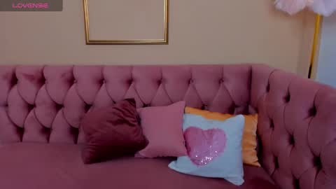 Snapshot of diana_garrett chatting on 03.07.25 Diana online show from 03.07.25