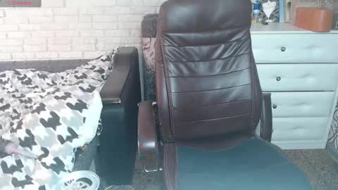 Diana li  online show from 02.25.25