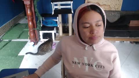 Snapshot of diana_smit_ chatting on 02.22.25 diana online show from 02.22.25