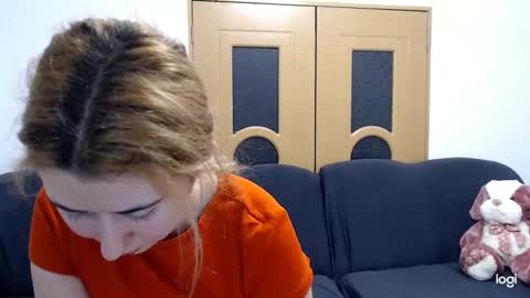 dianasmiey7 online show from 01.28.25