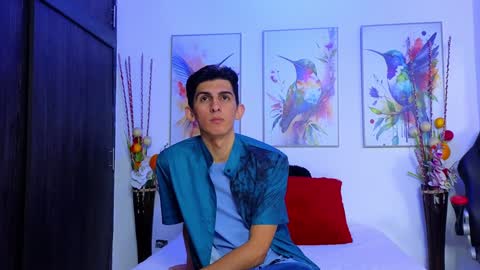 Snapshot of dianayleo chatting on 12.05.24 Ana Leo online show from 12.05.24