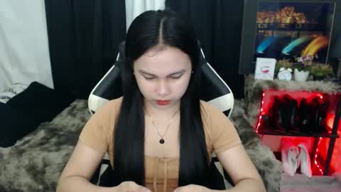 Snapshot of diane_intownx chatting on 01.28.25 Diane online show from 01.28.25