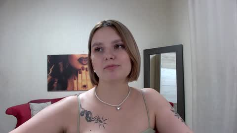 Diane Mills online show from 02.01.25