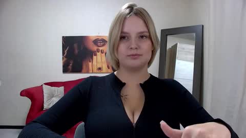 Diane Mills online show from 11.22.25