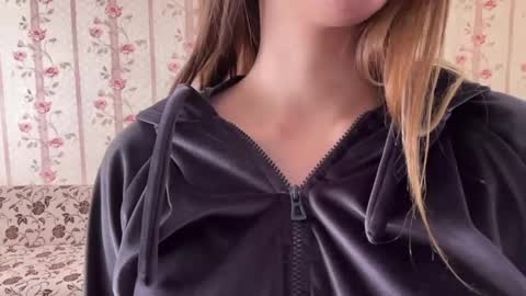 Anna online show from 04.29.26