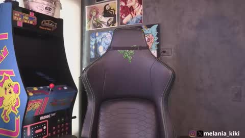 Melania   -    online show from 09.09.25