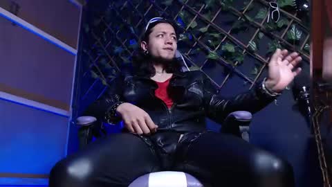 DICAPRIO online show from 12.20.25