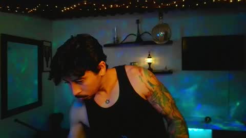 Snapshot of dickdamian_ chatting on 12.18.24 Damin online show from 12.18.24