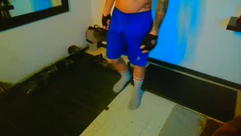 Snapshot of dickdamian_ chatting on 01.26.25 Damin online show from 01.26.25