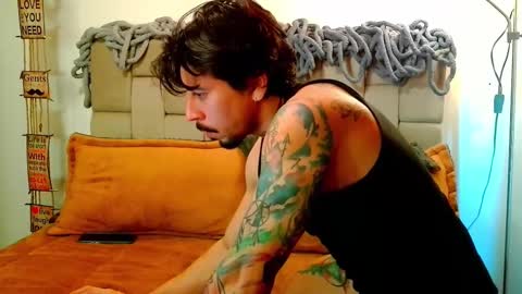 Snapshot of dickdamian_ chatting on 03.09.25 Damin online show from 03.09.25