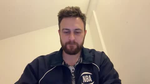 Im Julian  all cum shot videos here    online show from 02.28.25