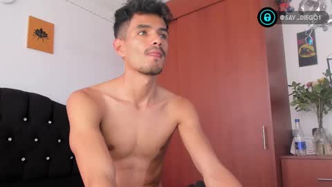 Diego lat online show from 02.20.25