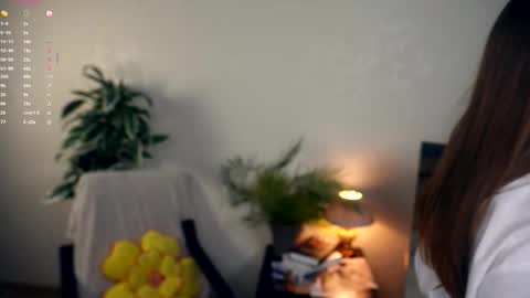 Elwyna online show from 10.16.25