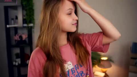 Elwyna online show from 11.12.25