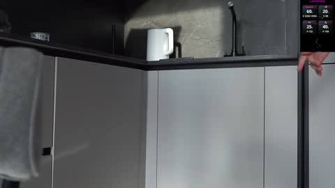 Snapshot of diffgirls chatting on 03.12.25 Tanya online show from 03.12.25