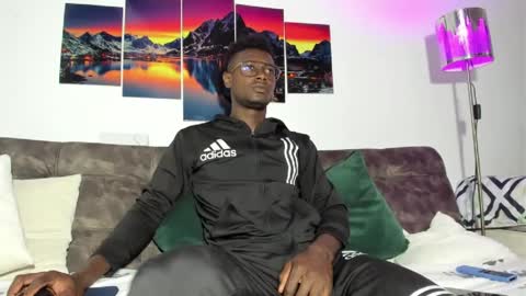 Snapshot of dilaan_carter chatting on 01.30.25 joshua online show from 01.30.25